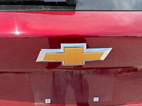 Used 2025 Chevrolet Trax LT FWD image 27