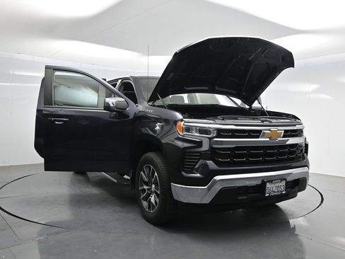 Used 2022 Chevrolet Silverado 1500 LT RWD image 44