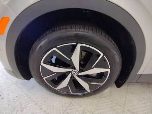 Used 2023 Volkswagen ID.4 Pro S AWD/4WD image 7