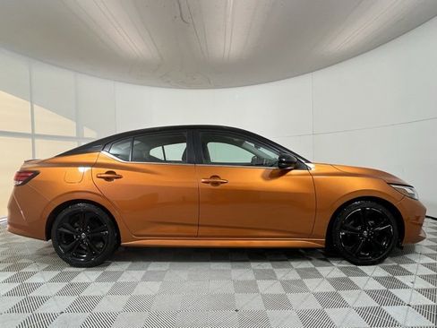 Used 2021 Nissan Sentra SR w/ Lighting Package image 8