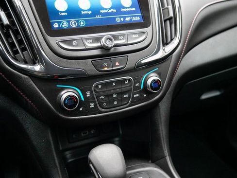 Used 2022 Chevrolet Equinox RS w/ RS Leather Package image 29