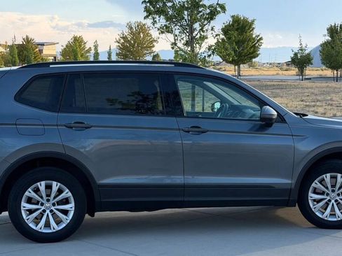 Used 2018 Volkswagen Tiguan S w/ 3rd Row Seat Package AWD/4WD image 5
