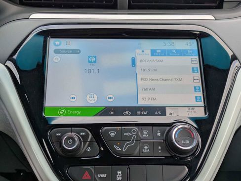 Used 2020 Chevrolet Bolt LT image 27