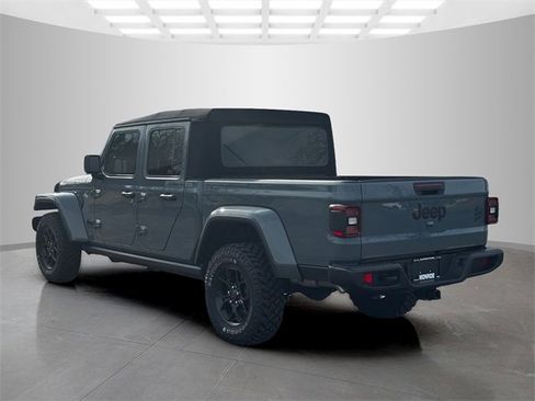 Certified 2024 Jeep Gladiator Sport image 5