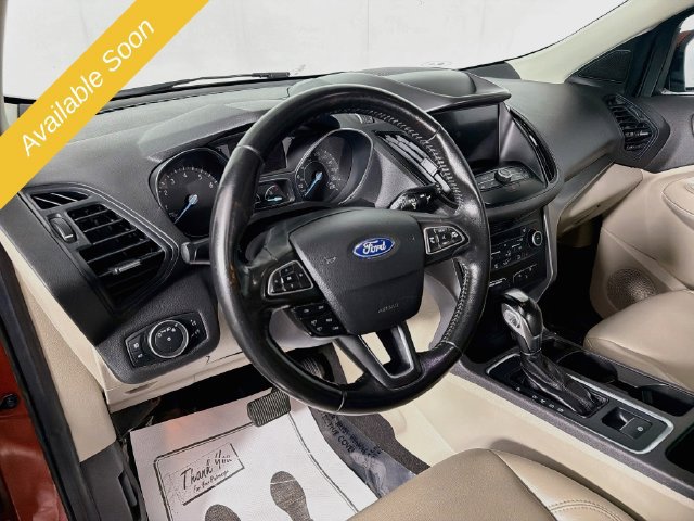 Used 2019 Ford Escape SEL AWD/4WD image 9