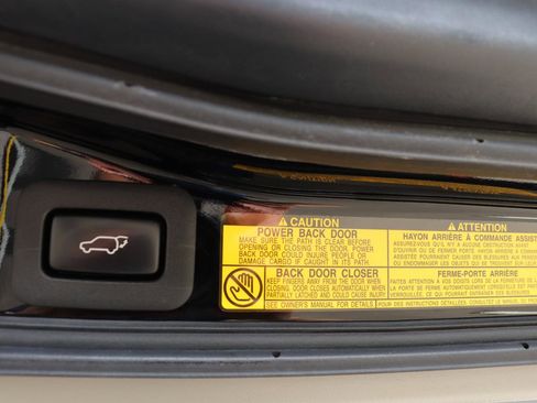 Used 2015 Lexus LX 570 4WD image 87