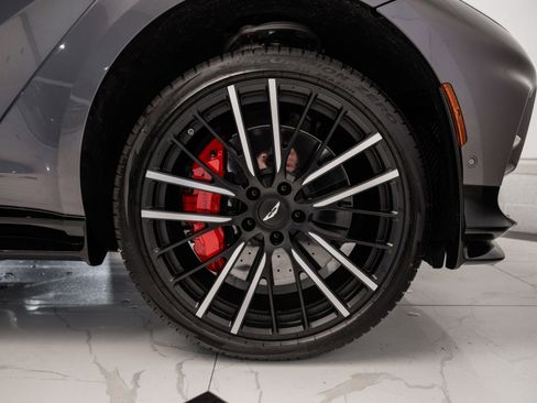 Used 2025 Aston Martin DBX 707 image 49
