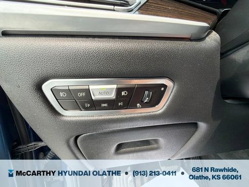 Used 2021 BMW X7 xDrive40i w/ Executive Package 2 AWD/4WD image 34