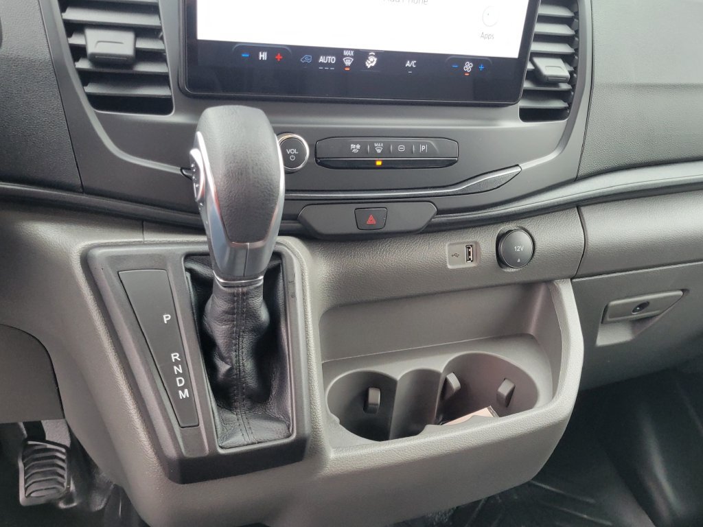 New 2027 Ford Transit 150 Low Roof RWD image 31