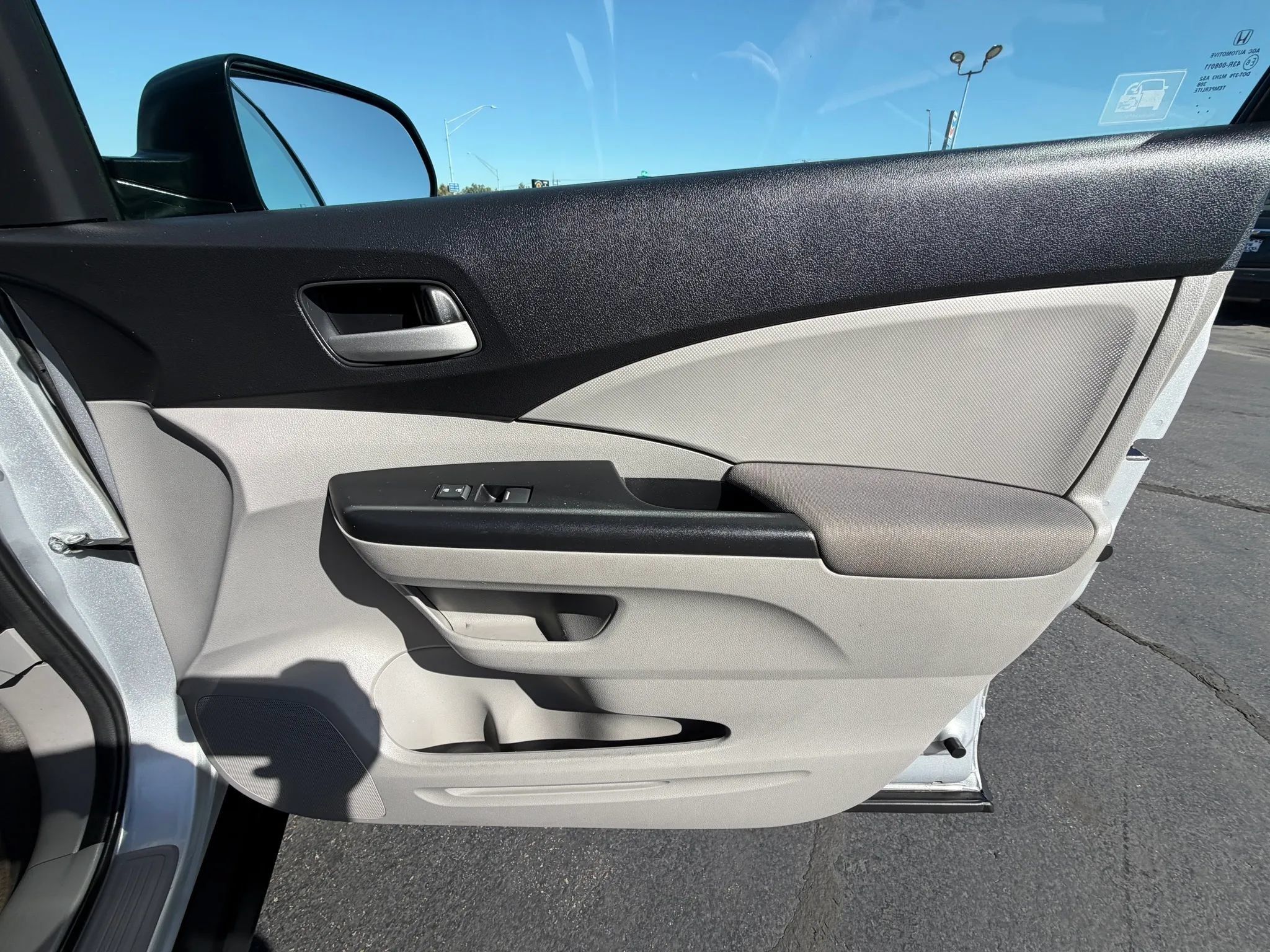 Used 2012 Honda CR-V LX image 15