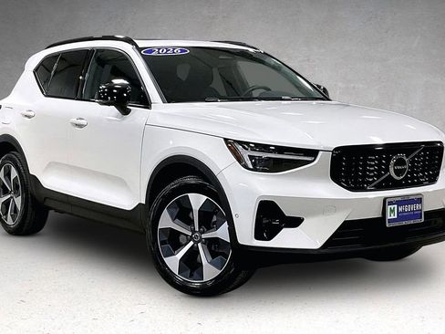 Certified 2026 Volvo XC40 B5 Plus w/ Protection Package Premier AWD/4WD image 3
