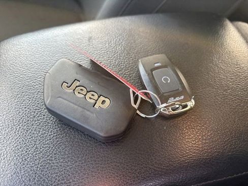 Used 2021 Jeep Wrangler Unlimited Willys image 43