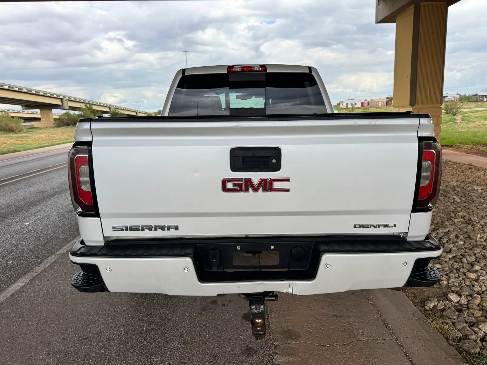 Used 2018 GMC Sierra 1500 Denali w/ Denali Ultimate Package AWD/4WD image 4