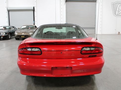 Used 1993 Chevrolet Camaro Z28 RWD image 17