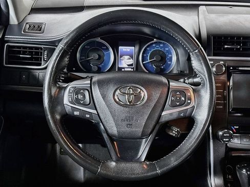 Used 2015 Toyota Camry XLE w/ Moonroof Package FWD image 13
