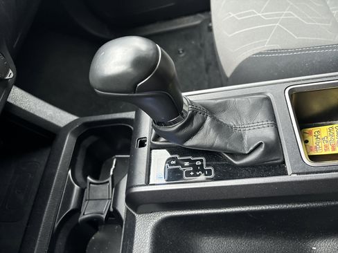 Used 2023 Toyota Tacoma TRD Off-Road image 23