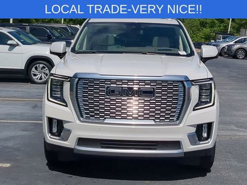 Used 2023 GMC Yukon Denali AWD/4WD image 8