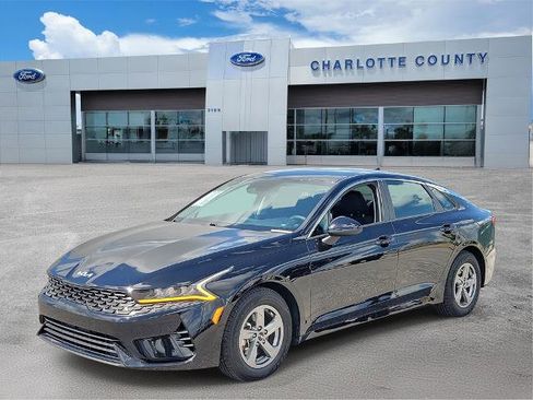 Used 2022 Kia K5 LXS image 2