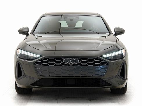 Used 2025 Audi A5 2.0T Premium Plus w/ Premium Plus AWD/4WD image 25