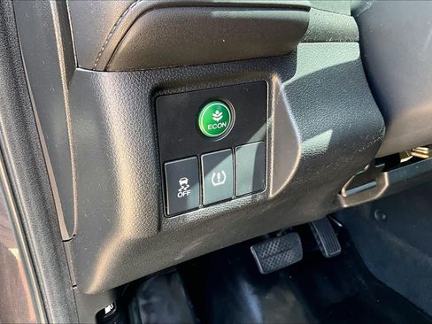 Used 2016 Honda HR-V LX image 31