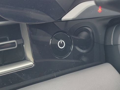 New 2026 Porsche Taycan 4S AWD/4WD image 19
