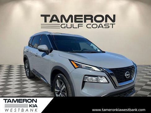 Used 2023 Nissan Rogue SL FWD image 1