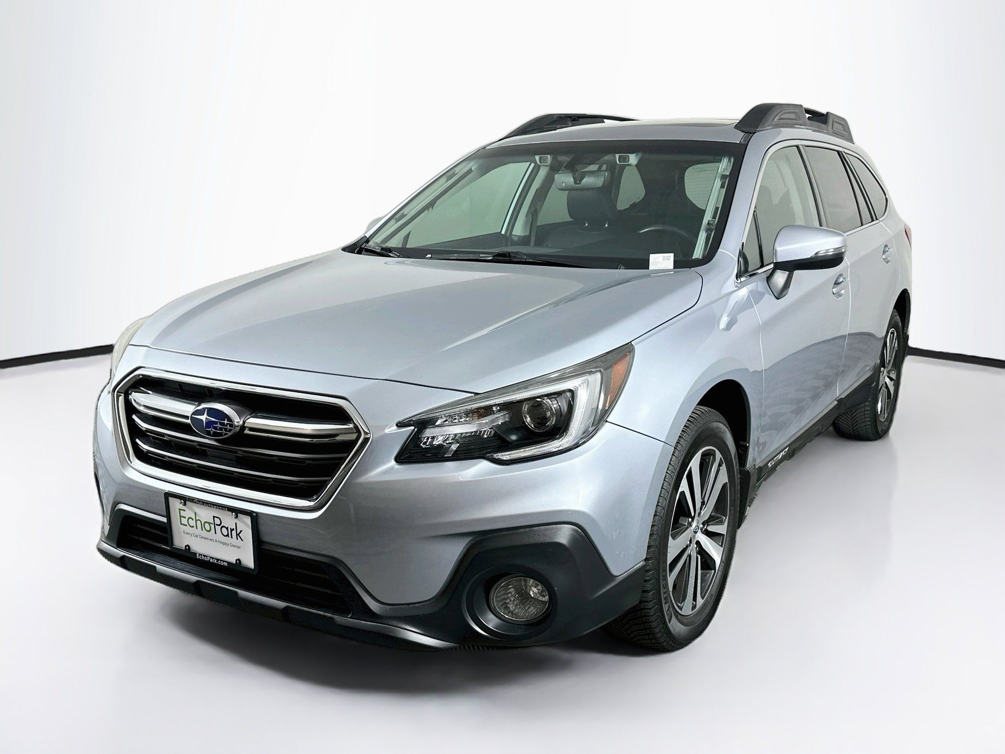 Used 2018 Subaru Outback 2.5i Limited AWD/4WD image 3
