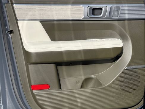 Used 2025 Hyundai Santa Fe Calligraphy FWD image 20