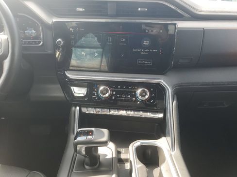 Certified 2023 GMC Sierra 1500 Denali image 10