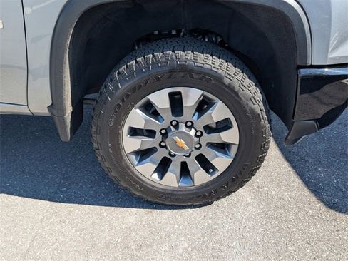 Certified 2024 Chevrolet Silverado 2500 Custom w/ Custom Value Package image 14