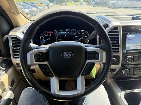 Used 2017 Ford F250 Lariat w/ Chrome Package AWD/4WD image 32