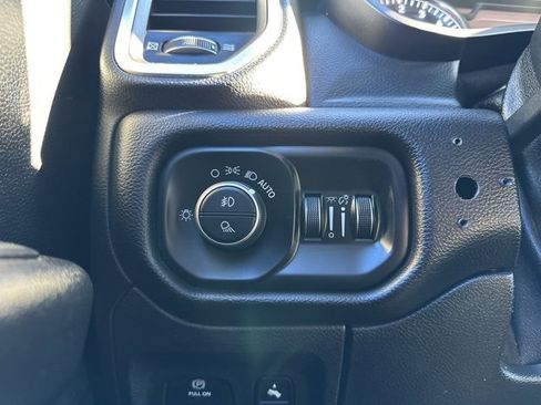 Used 2019 RAM 1500 Big Horn image 27