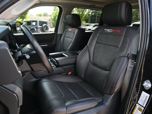 Used 2022 Toyota Tundra TRD Pro AWD/4WD image 16