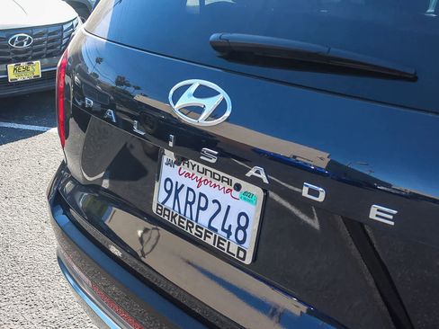 Used 2024 Hyundai Palisade Calligraphy image 9