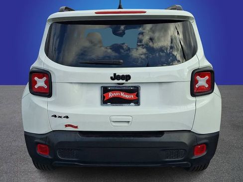 Used 2023 Jeep Renegade Latitude image 5