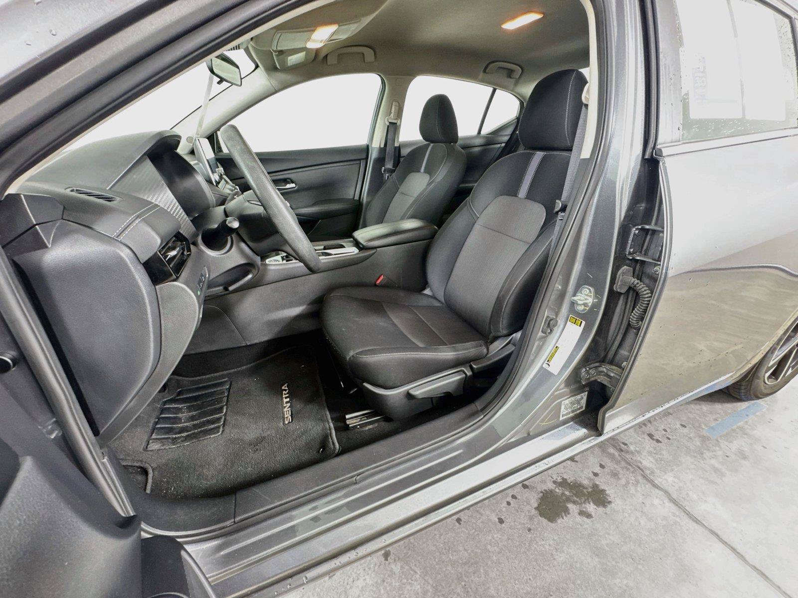 Used 2024 Nissan Sentra SV FWD image 19