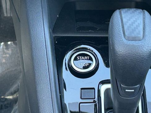 New 2025 Nissan Versa SV image 15