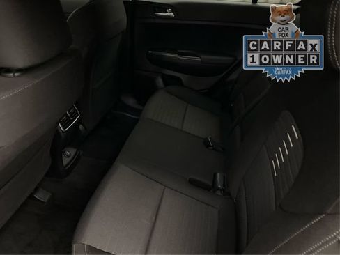 Used 2020 Kia Sportage LX w/ LX Popular Package AWD/4WD image 11