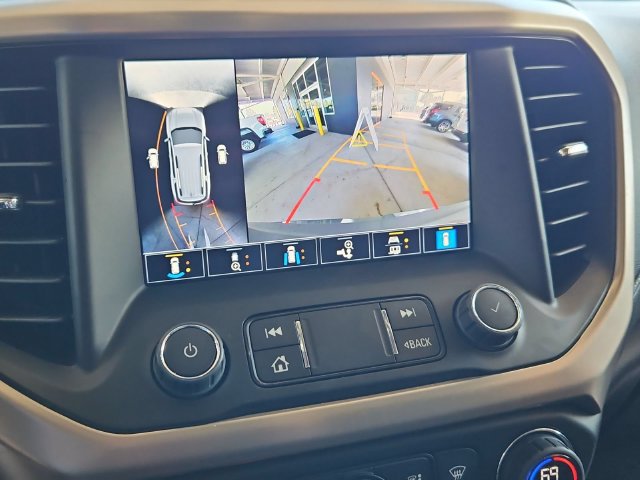 Certified 2023 GMC Acadia Denali w/ Denali Ultimate Package FWD image 17