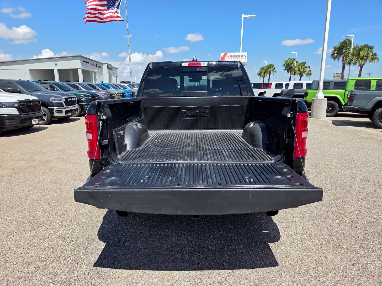 Used 2025 RAM 1500 Big Horn AWD/4WD image 7