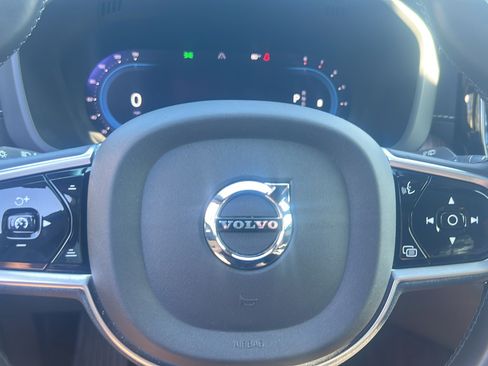 Used 2022 Volvo XC60 B6 Inscription AWD/4WD image 31