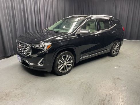 Used 2019 GMC Terrain Denali w/ Advanced Safety Package image 2