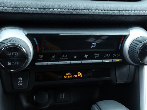 New 2025 Toyota RAV4 XLE image 3