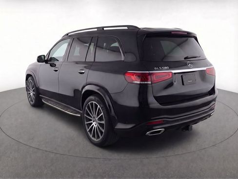 Used 2024 Mercedes-Benz GLS 580 4MATIC image 5