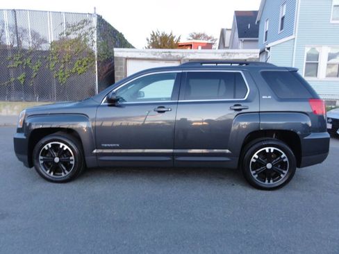 Used 2017 GMC Terrain SLE w/ Nightfall Package AWD/4WD image 27