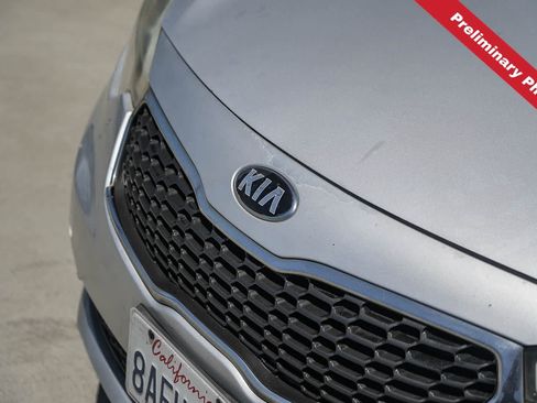 Used 2016 Kia Forte LX FWD image 3