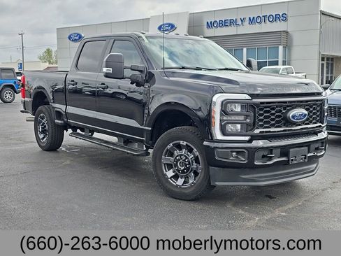 Used 2024 Ford F250 4x4 Crew Cab Super Duty image 1