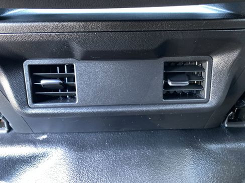 Used 2024 Chevrolet Silverado 3500 W/T image 24