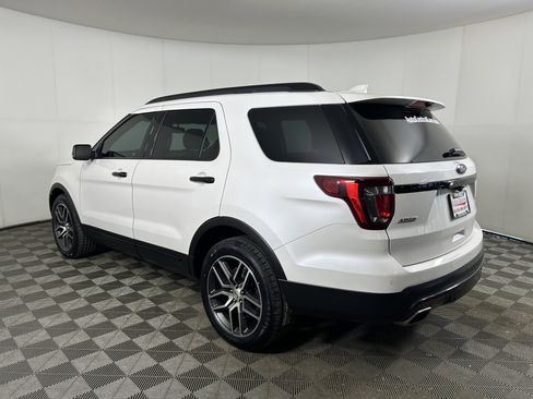Used 2017 Ford Explorer Sport AWD/4WD image 6