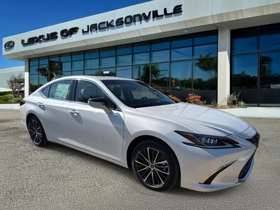 New 2025 Lexus ES 350 w/ Premium Package
